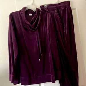 Lane Bryant Livi set, only worn a couple of times.  Perfect condition